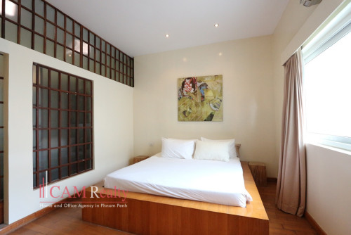 Western style 1 bedroom apartment for rent in Daun Penh
