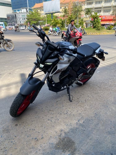 ម៉ូតូលក់