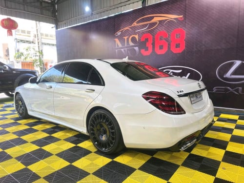 រថយន្តលក់ដូរស៊េរី