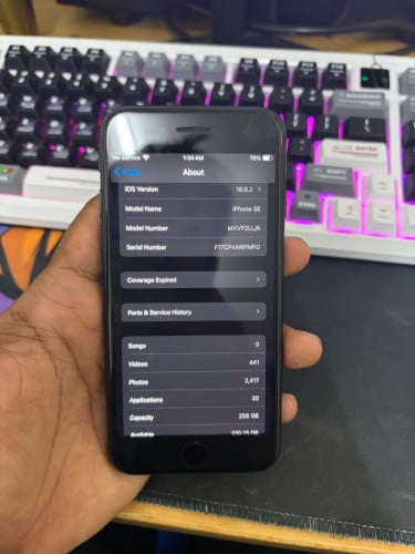 អេក្រុងហ្ស៊ីនមានស្គែន IPhone SE2 128G/256G. (no looks no iCloud)