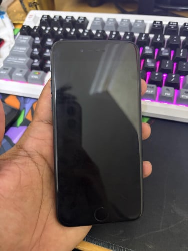 អេក្រុងហ្ស៊ីនមានស្គែន IPhone SE2 128G/256G. (no looks no iCloud)
