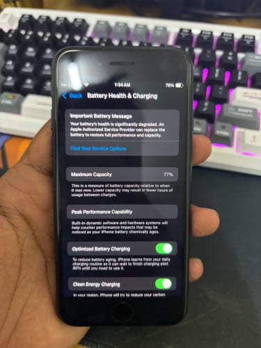 អេក្រុងហ្ស៊ីនមានស្គែន IPhone SE2 128G/256G. (no looks no iCloud)