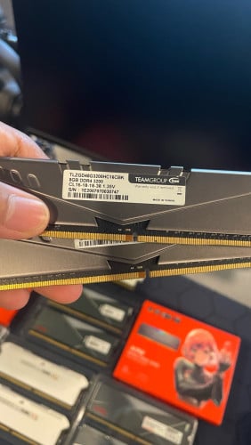 16GB (8x2) DDR4 3200 RAMs for sale