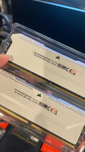 16GB (8x2) DDR4 3200 RAMs for sale
