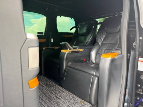 Alphard 018 up to LM350 022 សំរាប់ជួល 🌟 雷克萨斯 LM 350 豪华商务车租赁 🌟