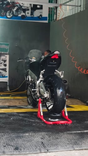 Aprilia tuono v4 1100cc