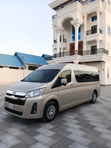 Hiace 2025 ម៉ាស៊ូត មុខវែង