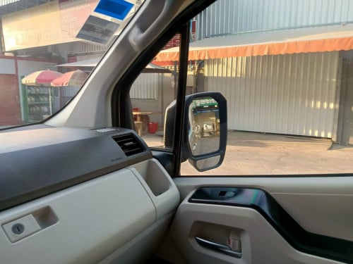 Hiace 2025 ម៉ាស៊ូត មុខវែង