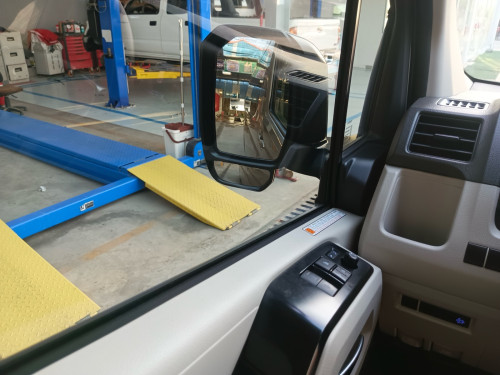 Hiace 2025 ម៉ាស៊ូត មុខវែង