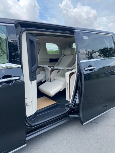 Lexus Lm350h 2025 VIP seats plate number ប្រើបាន3000km
