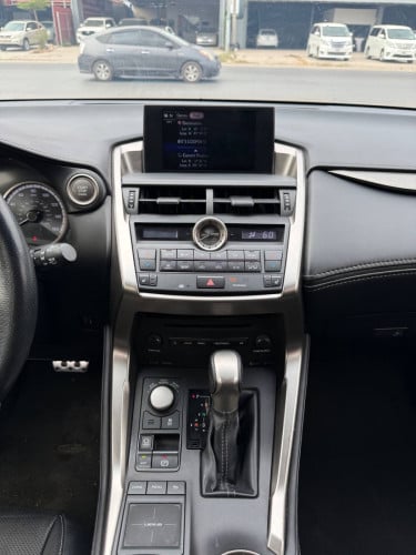 NX200 2015 F-Sports