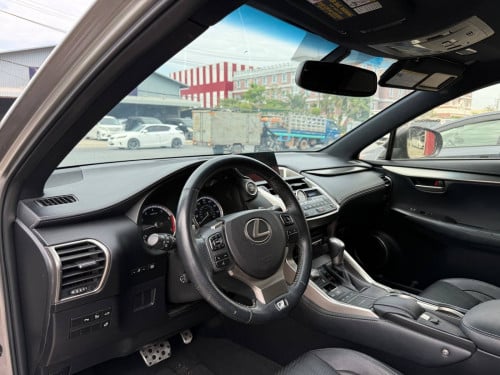 NX200 2015 F-Sports