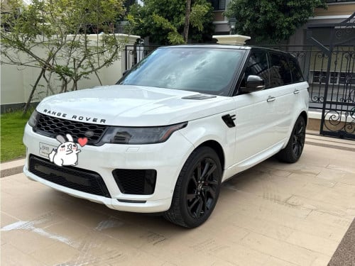 Range Rover Sports Full Option V6 2018 ធានាឡានស្អាតមិនធ្លាប់មានប្រវត្តិបុក