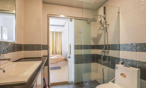 Resident L BKK3