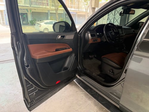 Ssamyong Rexton 2018 Pick Up ក្នុងការ៉ុត VIP