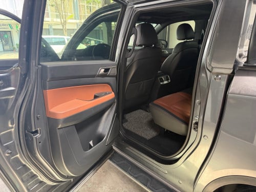 Ssamyong Rexton 2018 Pick Up ក្នុងការ៉ុត VIP