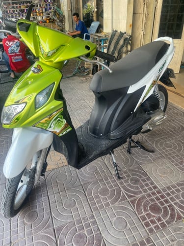 Suzuki nex