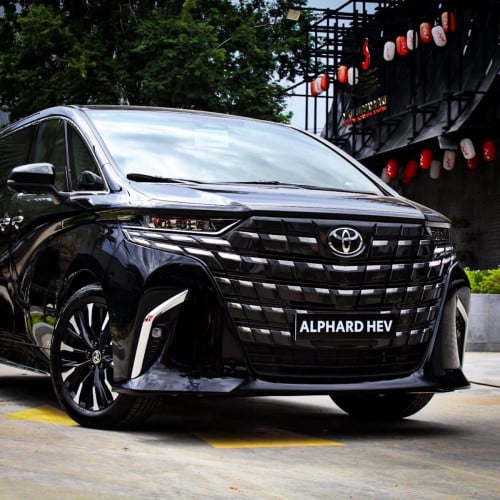Toyota Alphrad HEV