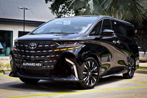 Toyota Alphrad HEV