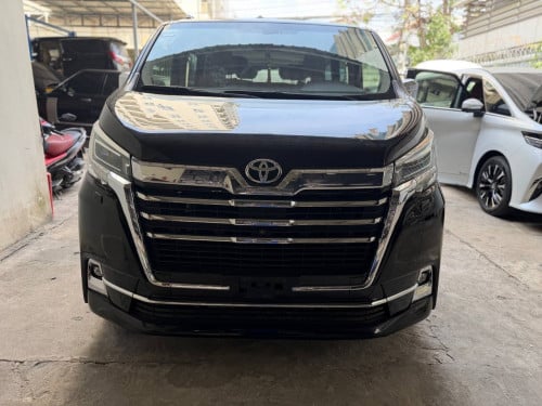 Toyota granvia 2020 V4 ម៉ាស៊ូត full option