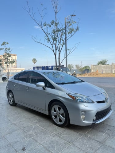 Toyota Prius 2012 option 5