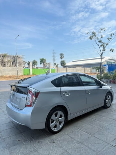 Toyota Prius 2012 option 5