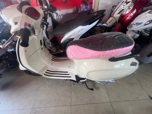 V125ថ្មី ១៦៨០ថ្មីក្រដាពន្ធ ធានាជួសជួស២ឆ្មាំ