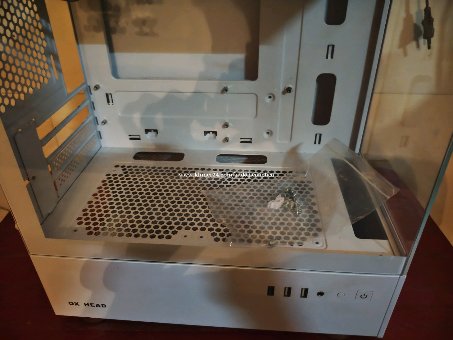 Case computer ស មួយទឹក price $15.00 in Chaom Chau 2, Por Senchey, Phnom ...