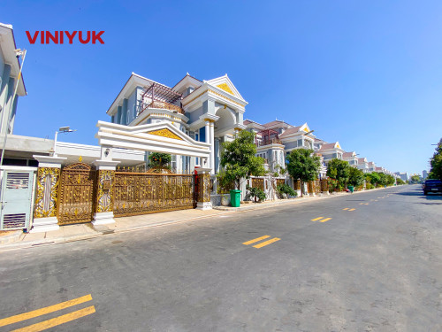 វីឡាទោល សម្រាប់ជួល!!