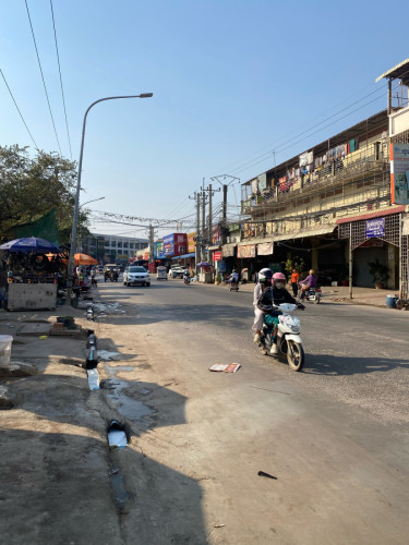 ផ្ទះល្វែងជួល 700$ ចចារ ទីតាំងជិតបុរីជីកម៉ុងព្រៃទា