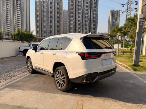 雷克萨斯Lx600防弹