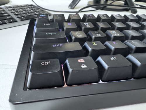 មួយទឹកដូចថ្មី XPG Gaming Keyboard