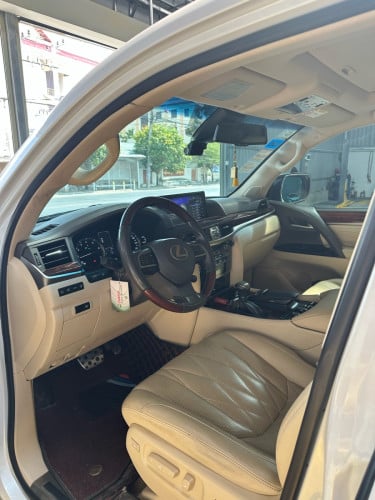 2021年LX570黑Kuro