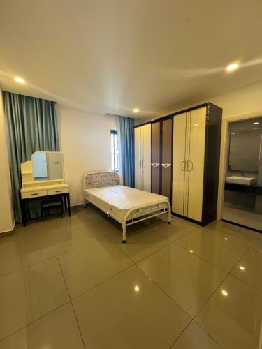 6 Bedroom Villa for Rent in Chipmong 60m near AEON3