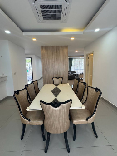 6 Bedroom Villa for Rent in Chipmong 60m near AEON3