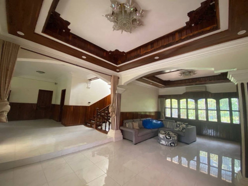 6 Bedroom Villa for Rent in Tonle Bassace