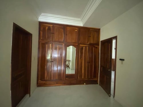 6 Bedroom Villa for Rent in Tonle Bassace