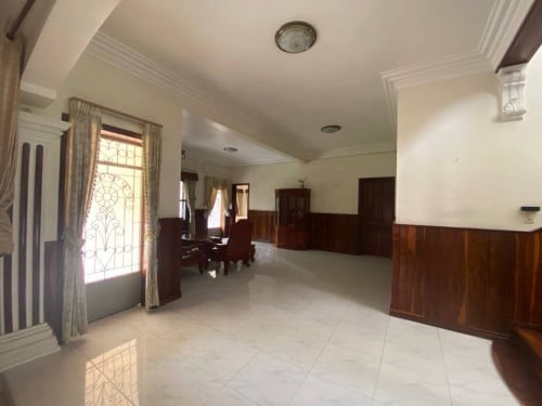 6 Bedroom Villa for Rent in Tonle Bassace