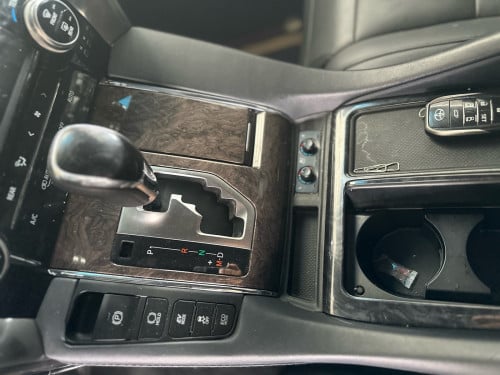 Alphard 2018 Hybrid Full option ឡេីងគ្រឿងឆ្វេងសុីន
