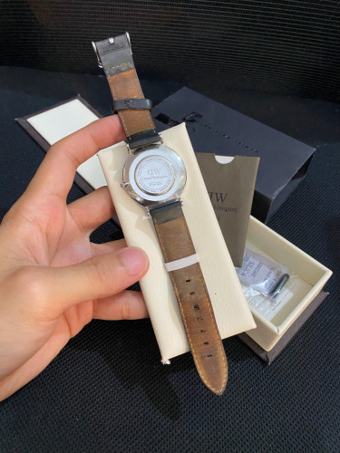 DW Watch