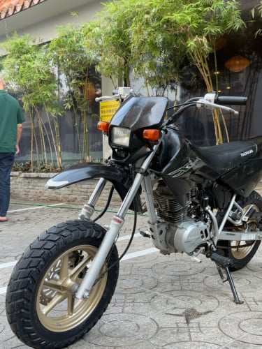 Honda XR