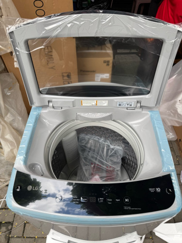 LG T2513VBTM( ម៉ាស៊ីនបោក 13Kg/new 13Kg washing machine )
