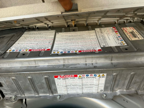 Prius 07 half full