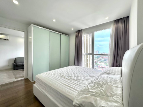 Spacious 1Bedroom Condo for Rent at Casa by Meridian