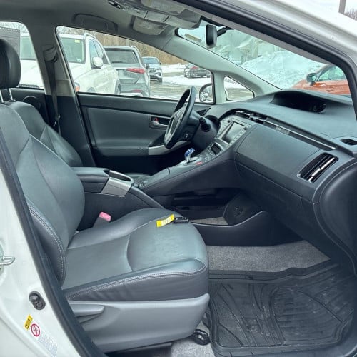 Toyota Prius option 5