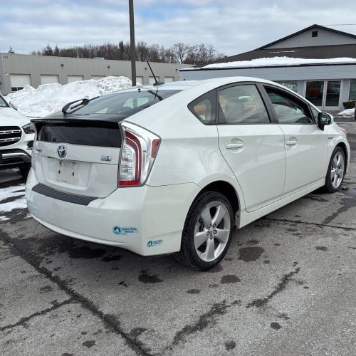 Toyota Prius option 5