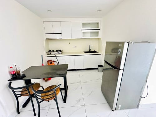 UK Condo 217