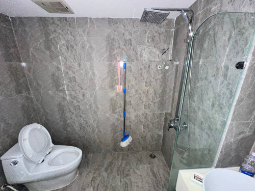 UK Condo 217
