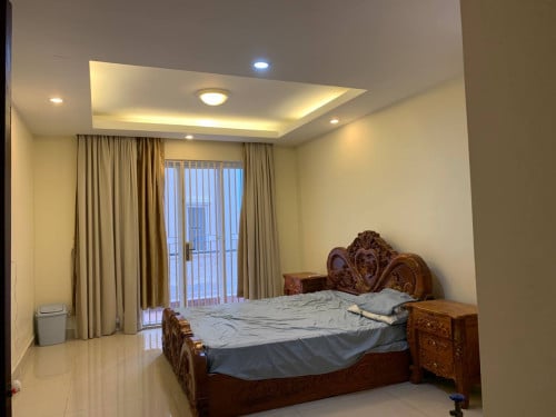 វីឡាទោល​ ជួល​ ឬ​ លក់