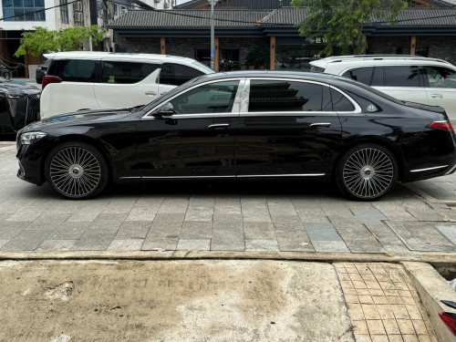 梅赛德斯-奔驰S580